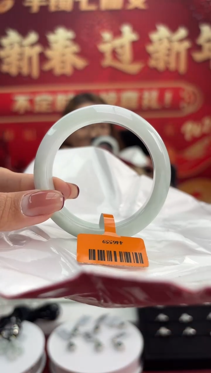 【闪购商品】翡翠手镯未镶嵌9手镯