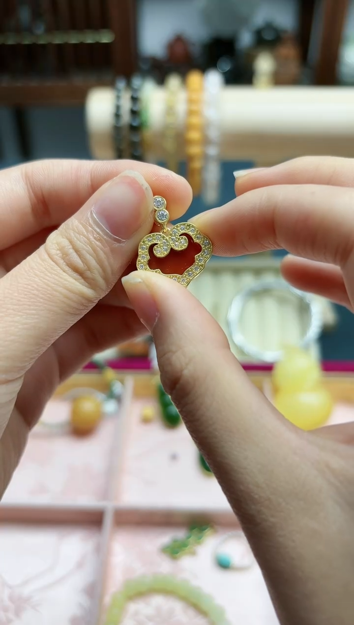 【闪购商品】玛瑙/玉髓吊坠18K金镶嵌18k金玛瑙吊坠*1 MY赠链