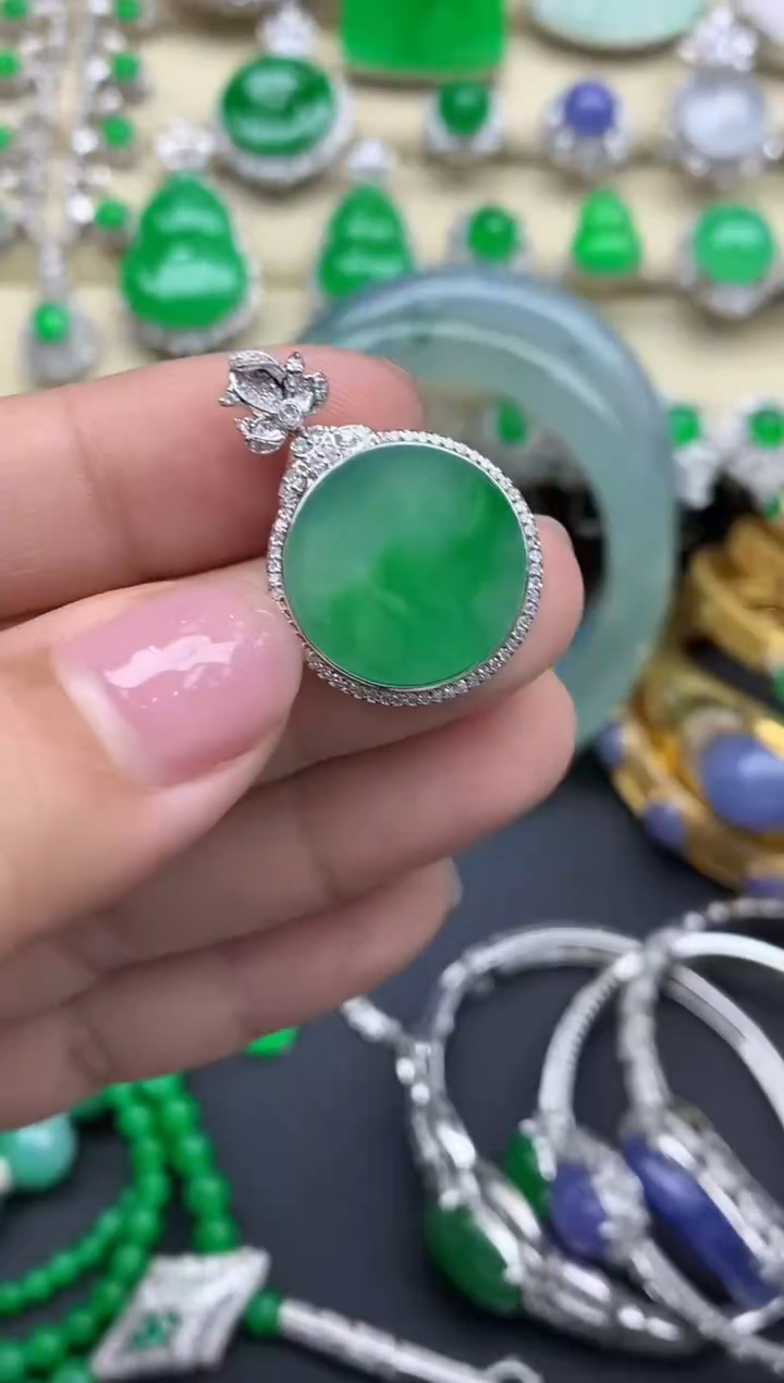 【闪购商品】翡翠颈饰18K金镶嵌492-中国好珍宝