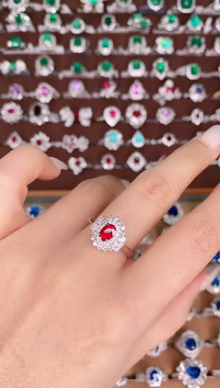 【闪购商品】红宝石18K金戒指18K金镶嵌.