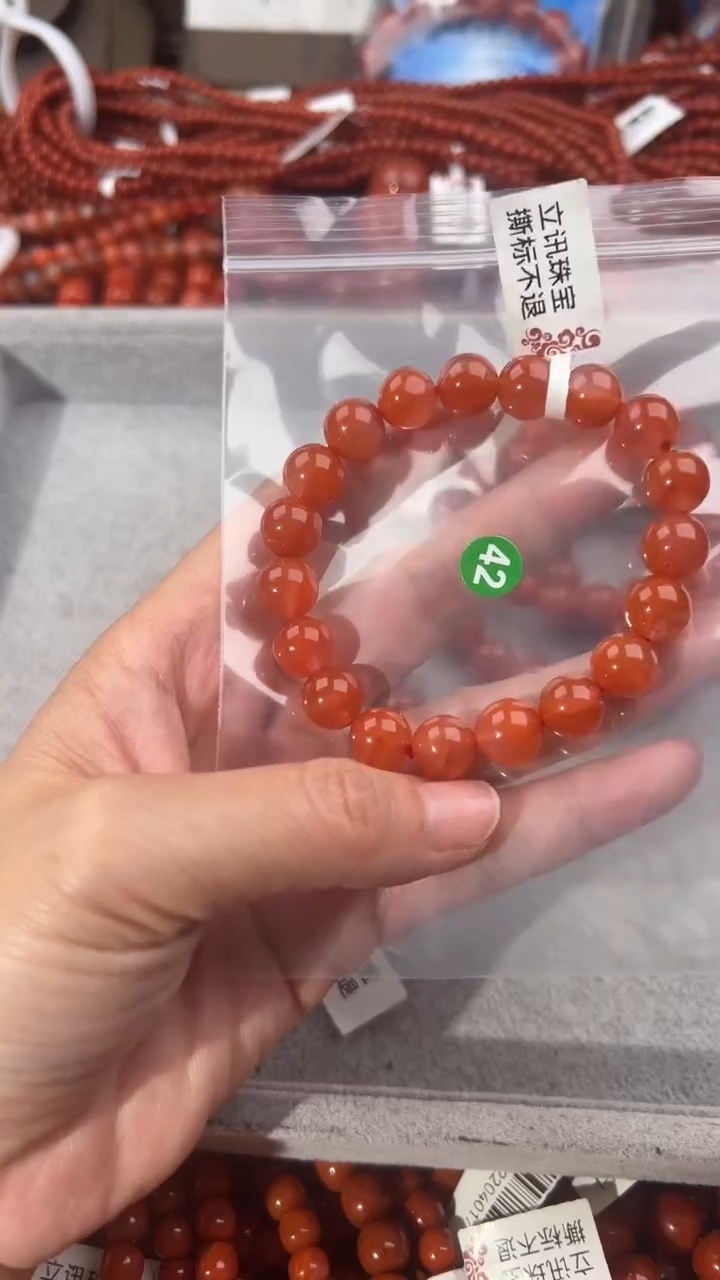 南红玛瑙手串未镶嵌10
