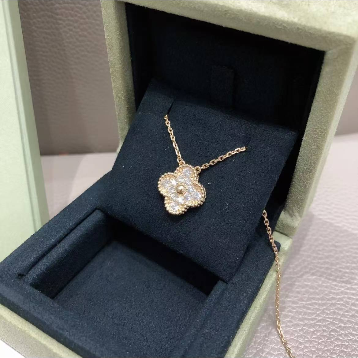 99新 梵克雅宝 蔚蓝/18K金满钻四叶草项链  中号 21年
