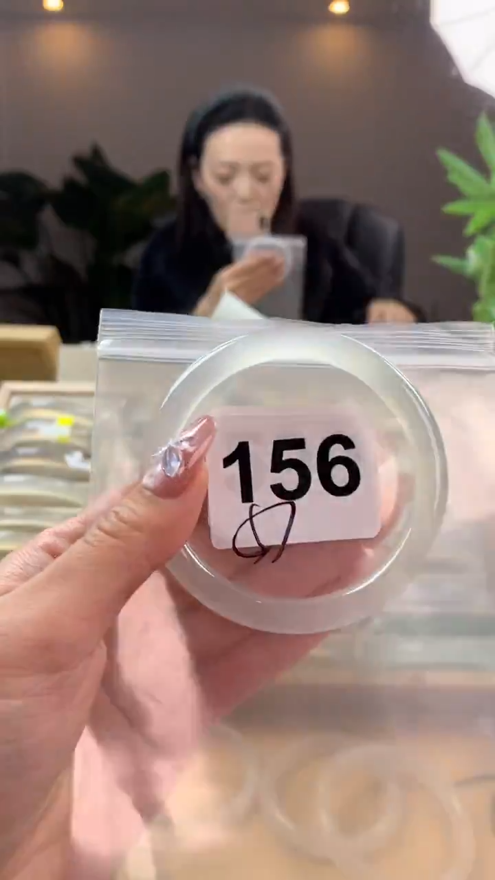 【闪购商品】玛瑙/玉髓手镯未镶嵌156
