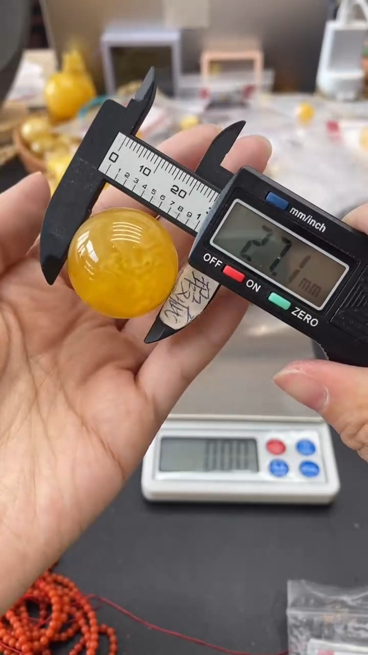 琥珀未镶嵌珠宝奇石209
