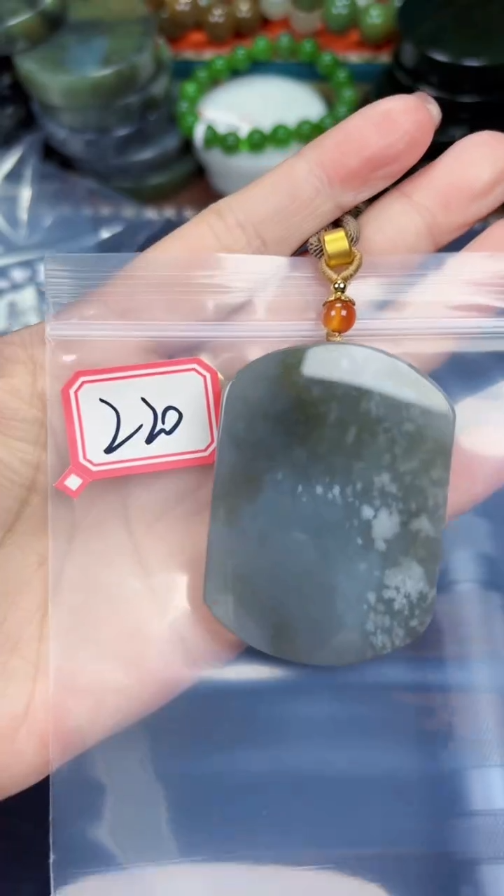 颈饰未镶嵌和田玉和田玉