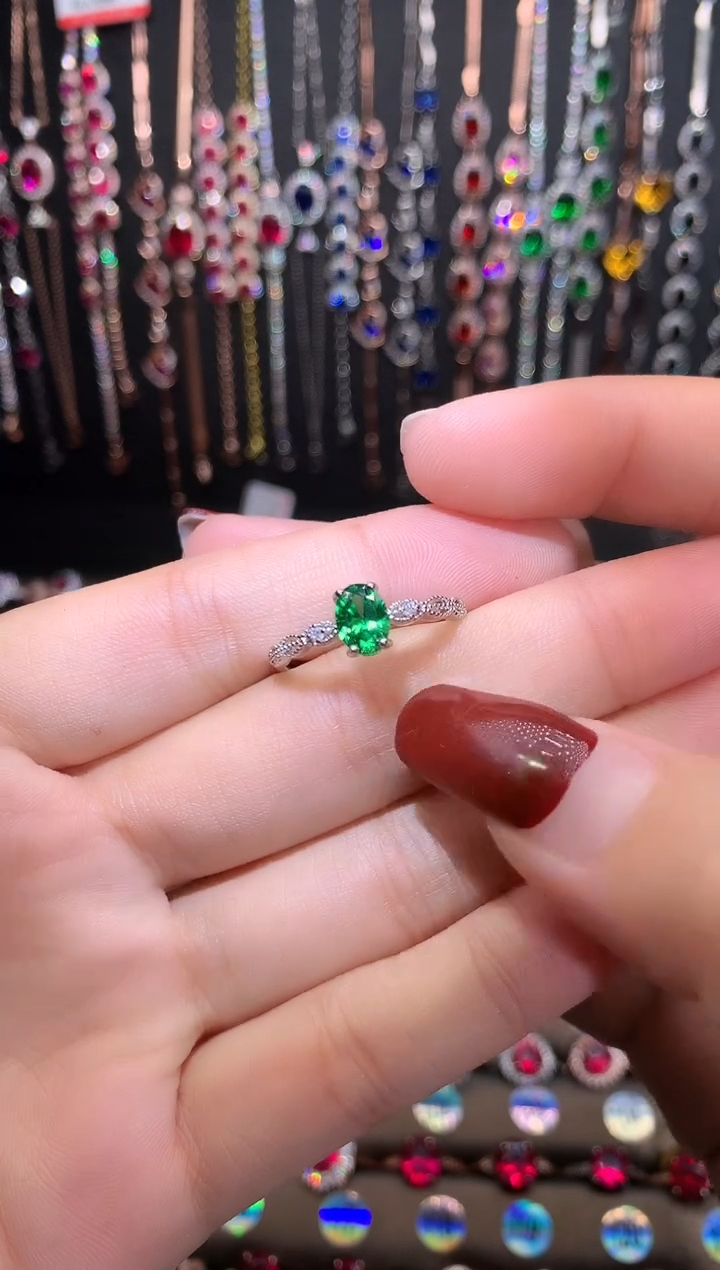 【闪购商品】透辉石戒指银S925镶嵌银色