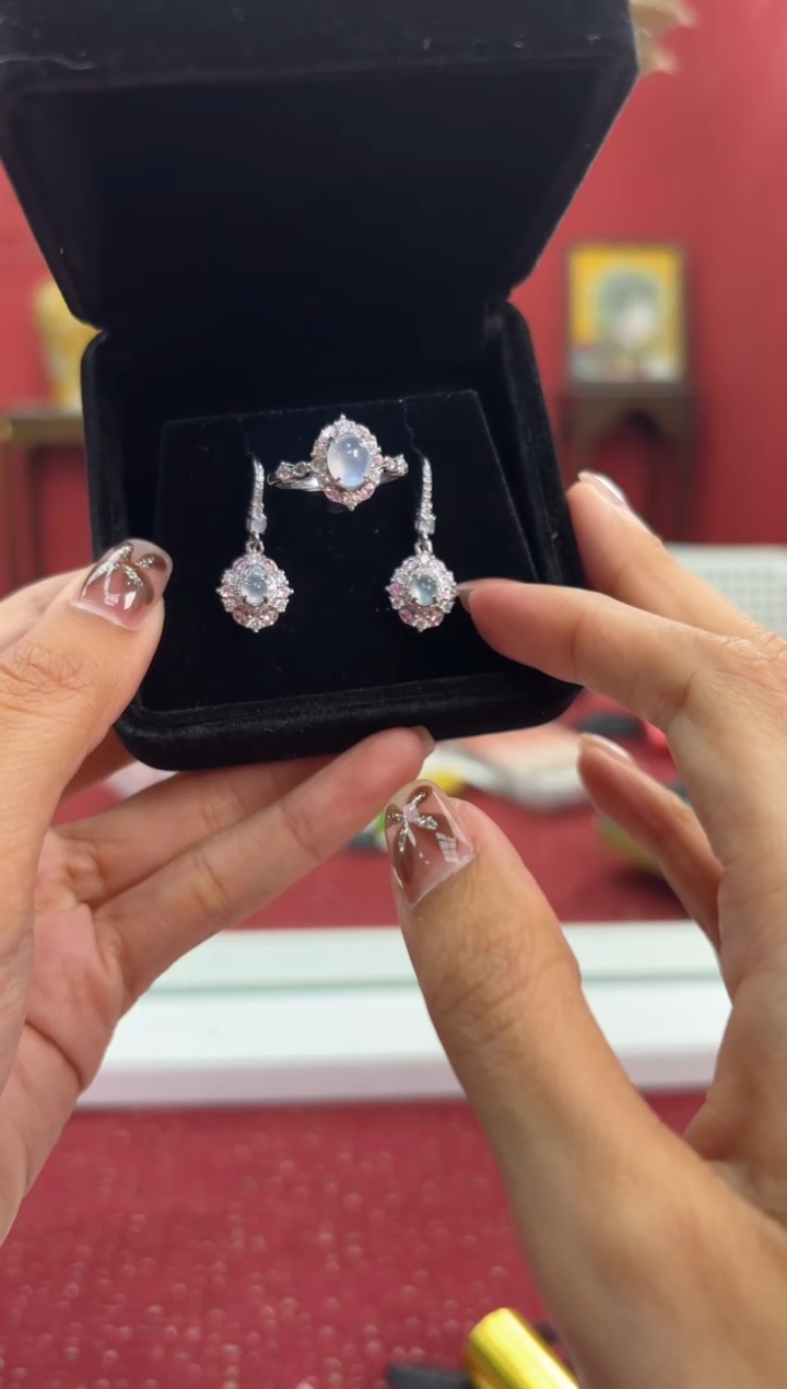 【闪购商品】翡翠戒指银S925镶嵌572300/戒指+耳饰/多样性发一套