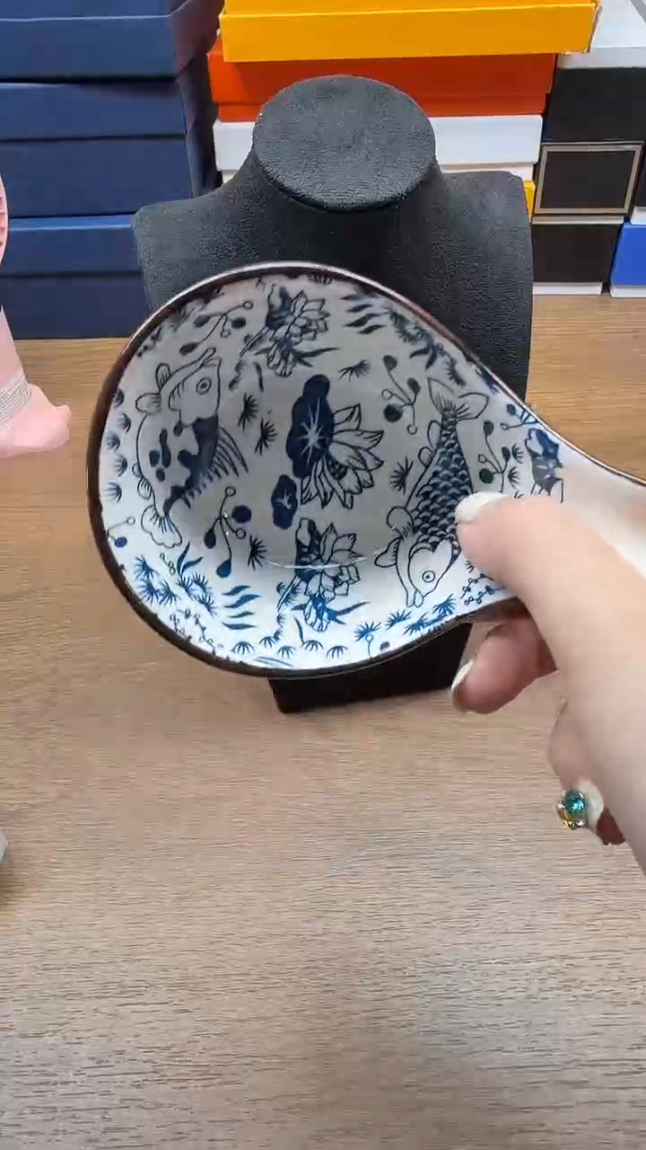 瓷片哈哈哈哈哈哈哈哈85