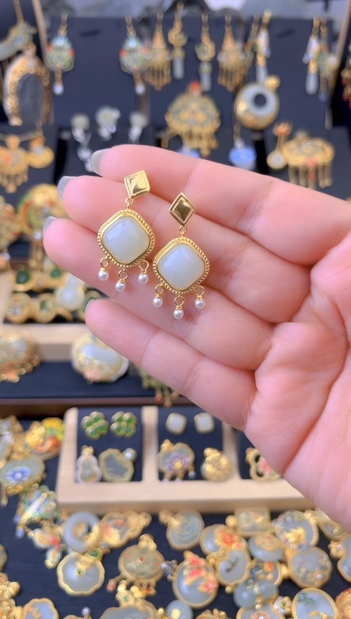 【闪购商品】和田玉耳坠银S925镀金镶嵌方糖流苏耳坠