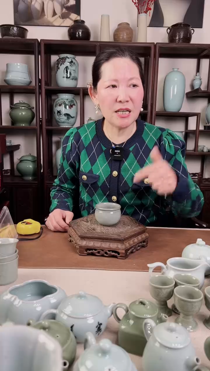 【闪购商品】杯豆青釉 铁胎 缸杯