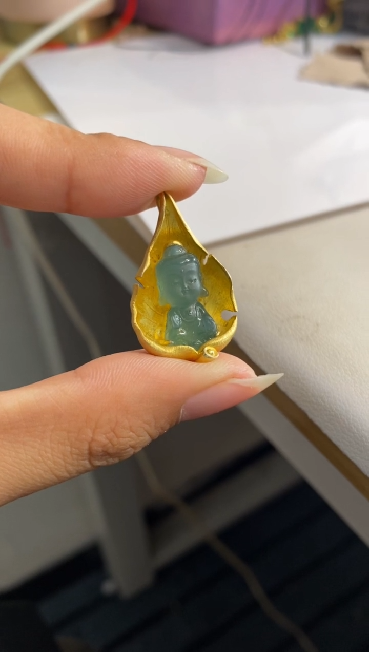 【闪购商品】翡翠颈饰未镶嵌阿弥宝宝佛