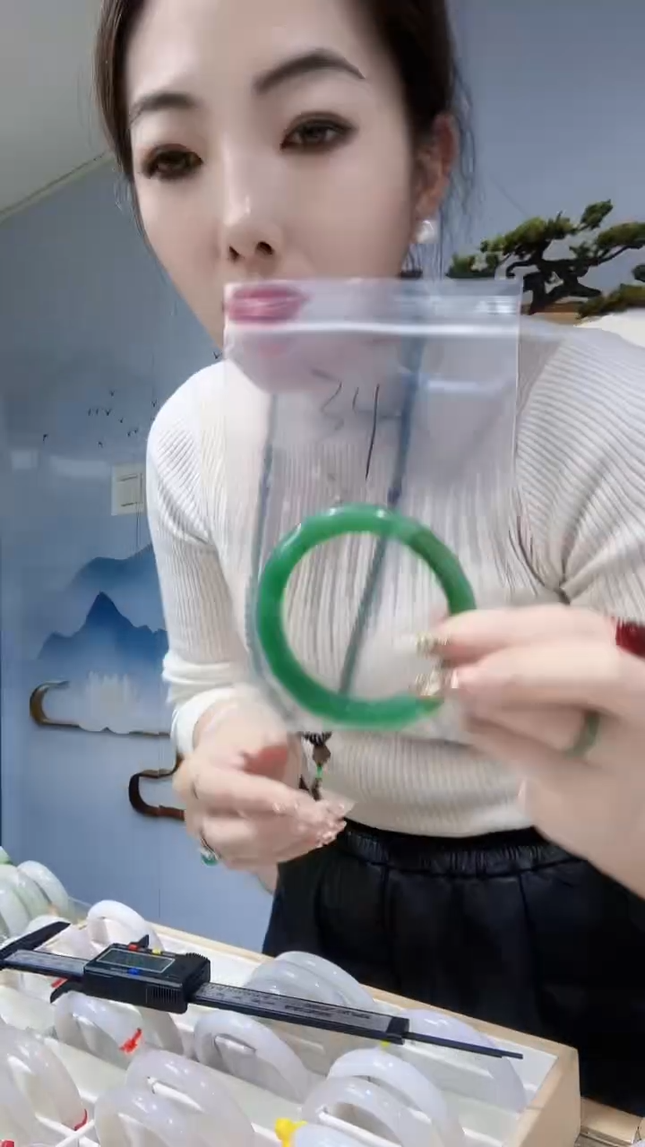 【闪购商品】东陵石手镯未镶嵌东陵玉60圈口