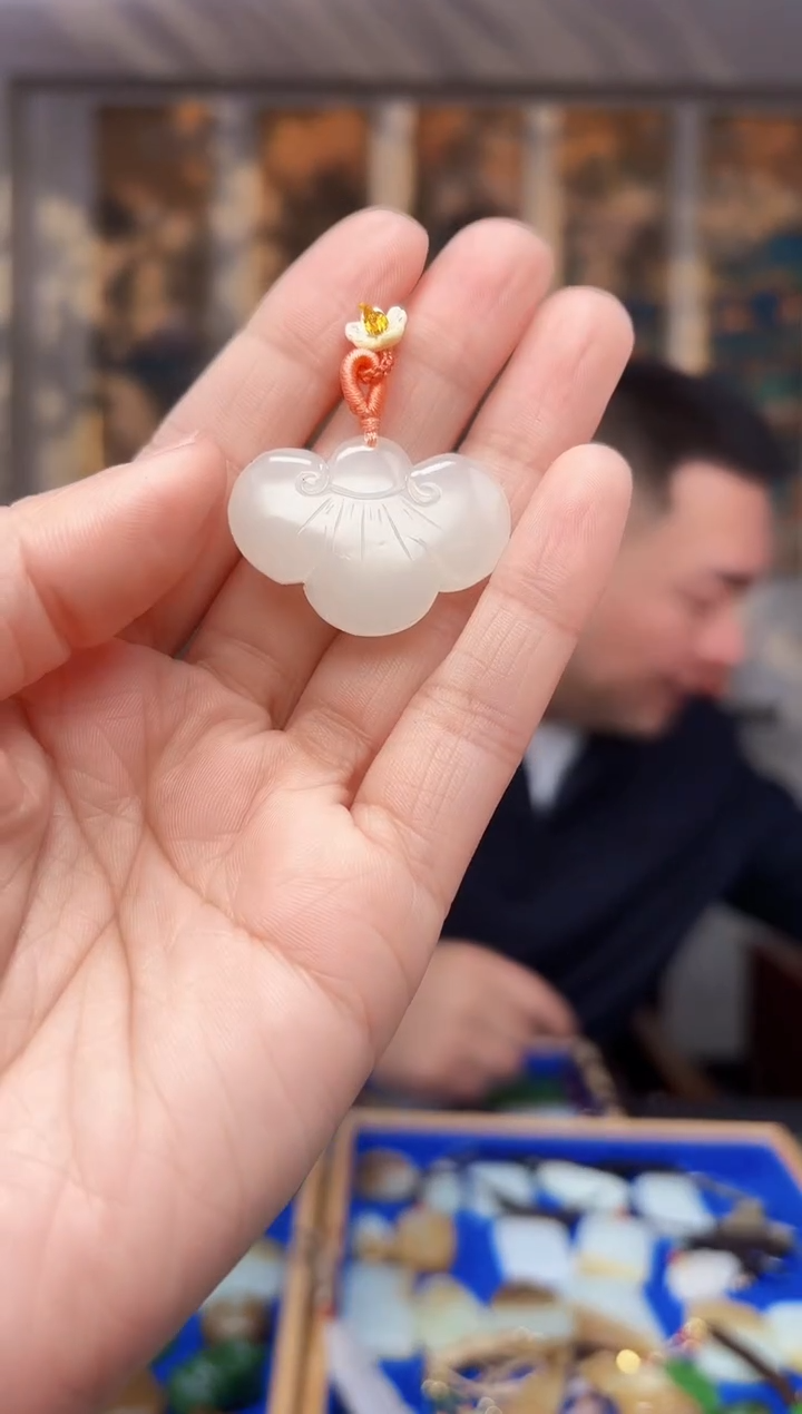 【闪购商品】和田玉挂件未镶嵌拍一发一