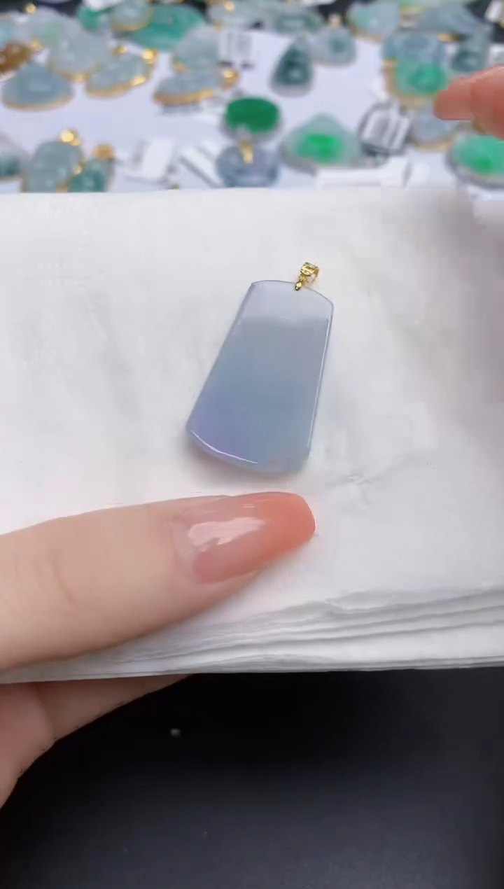 【闪购商品】翡翠颈饰未镶嵌天然缅甸翡翠A货