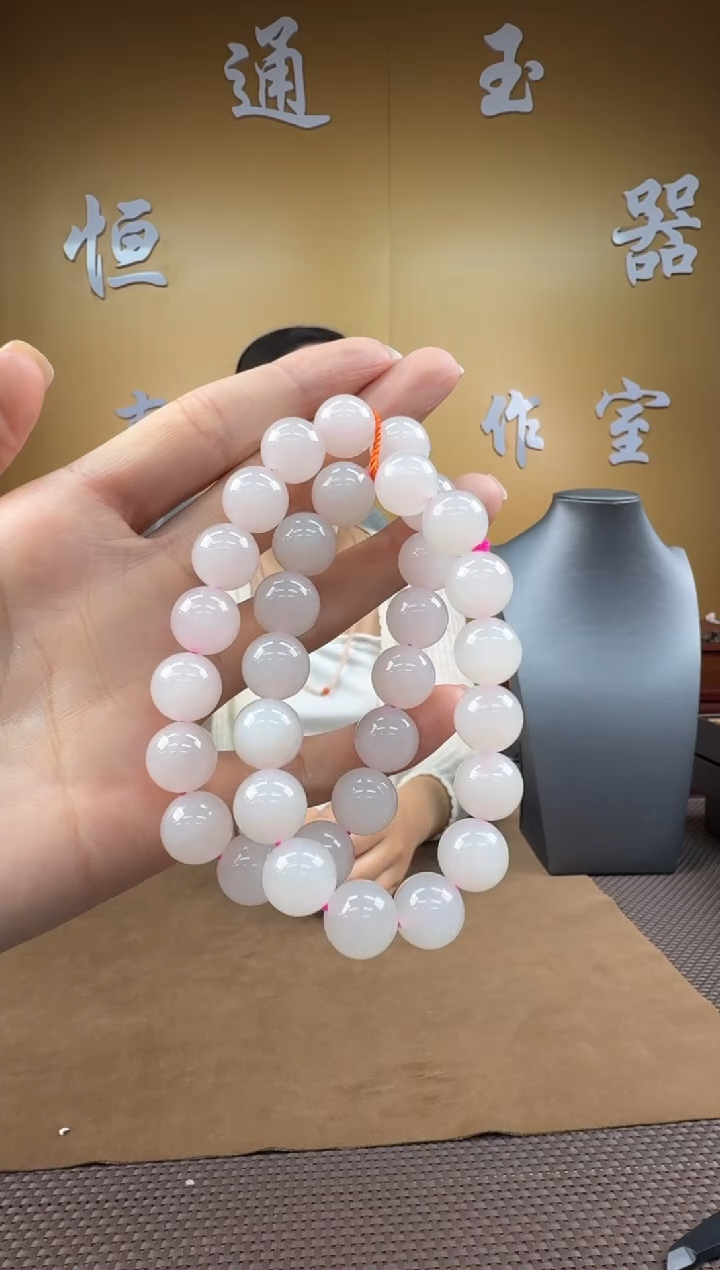 颈饰未镶嵌和田玉手串12mm（多样性，发一）