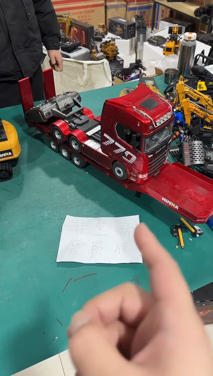 非全新斯堪尼亚770拖头+拖挂 红色套装