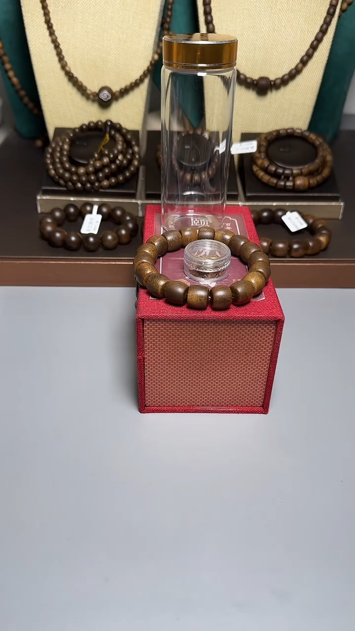 沉香芽庄白棋1.3桶珠单圈