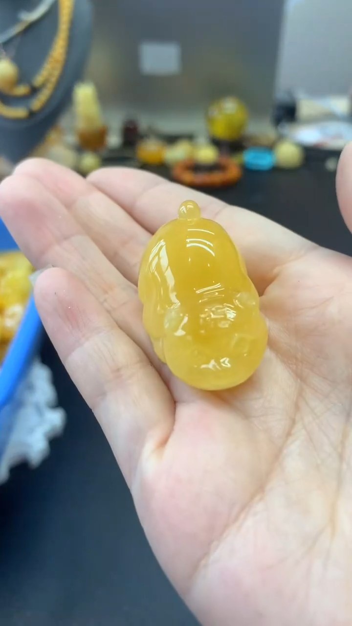 未镶嵌琥珀珠宝奇石1825