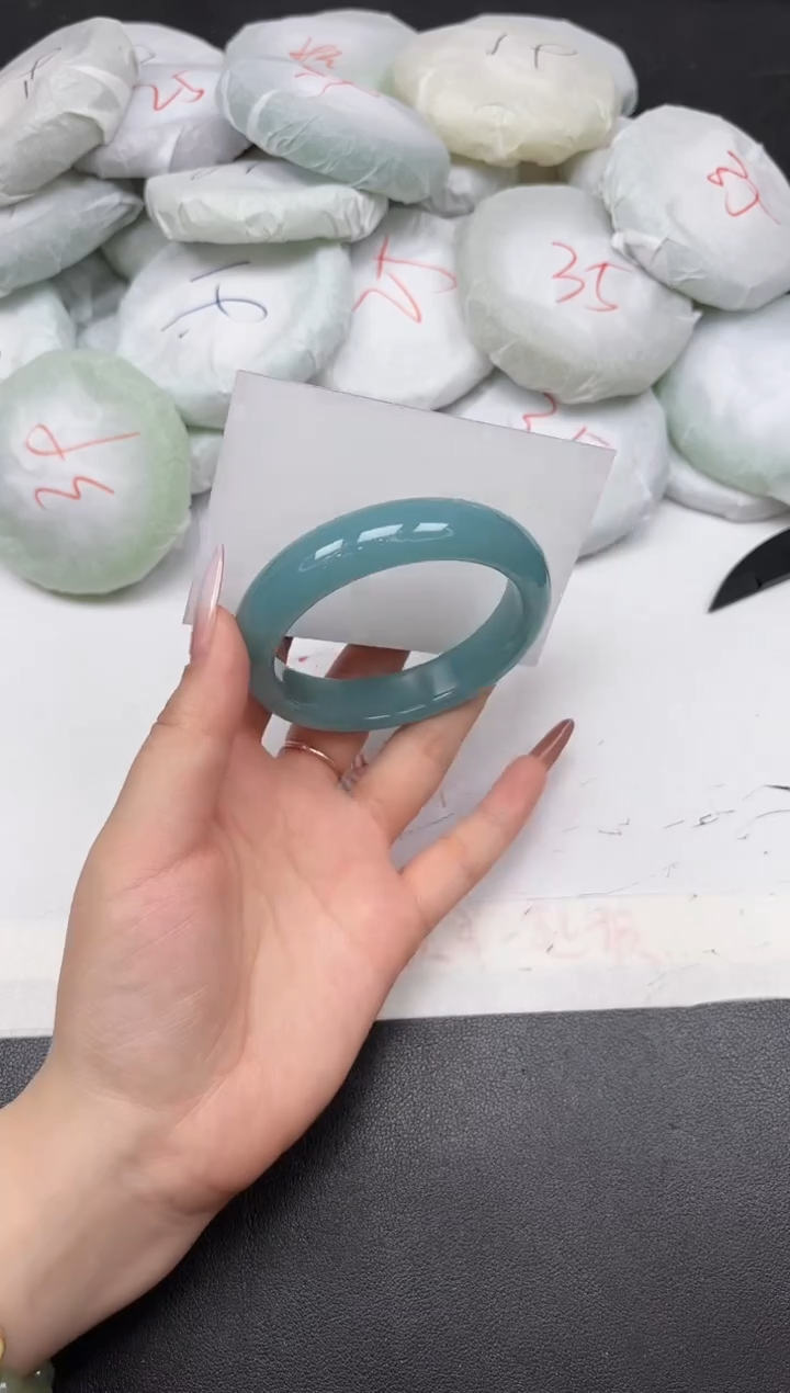 东凌女款手镯A22/58.9