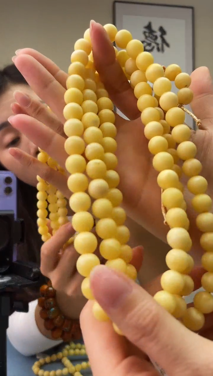 琥珀未镶嵌珠宝奇石T071 10假一罚十，多样性发一件