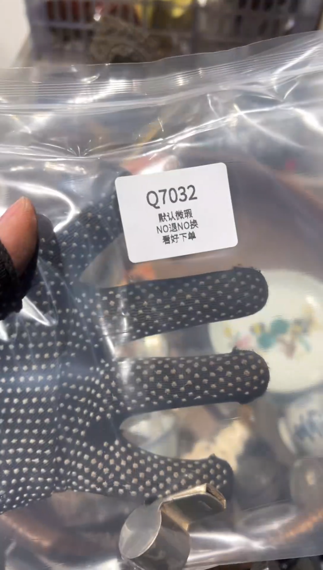 闲****着秒拍秒付瓷铜摆件