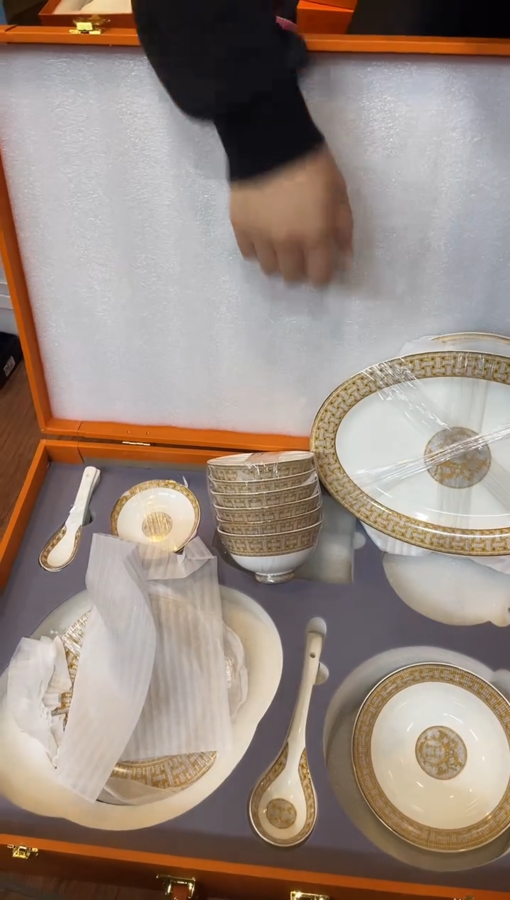 杯鸿辉家品牌瓷器，京东包邮！