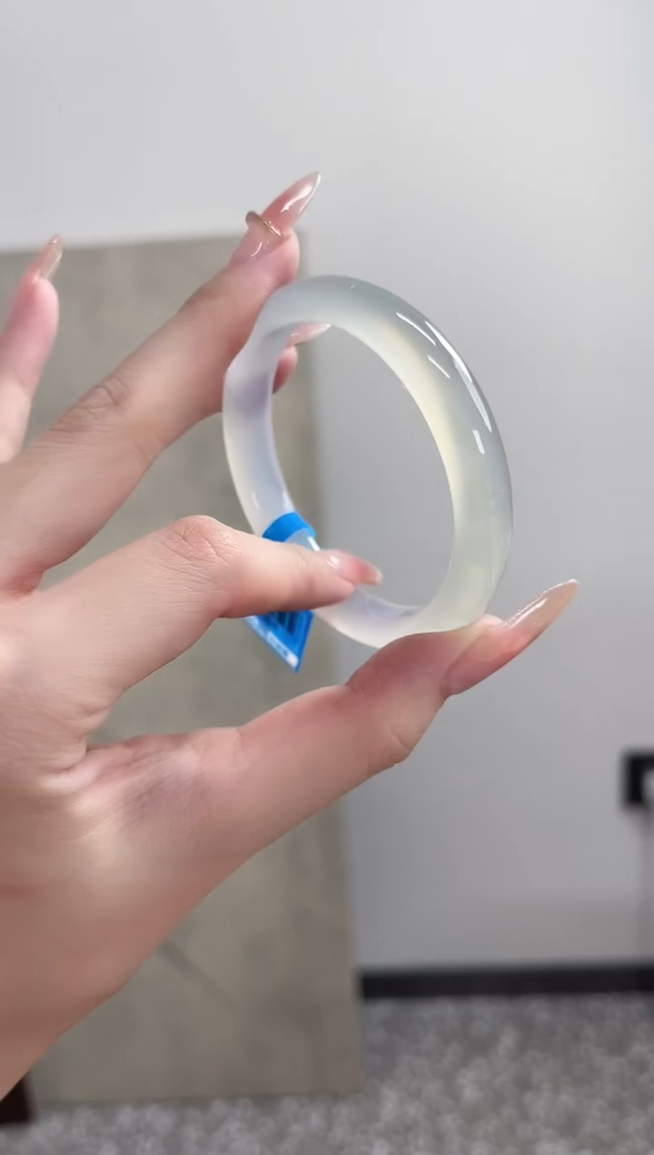 【闪购商品】玛瑙/玉髓手镯未镶嵌54圈