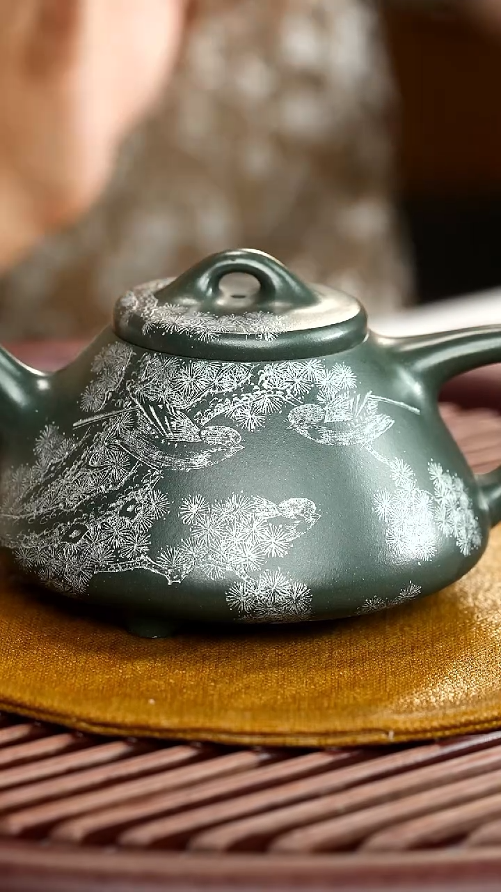 茶壶紫砂宜兴紫砂六月茶器