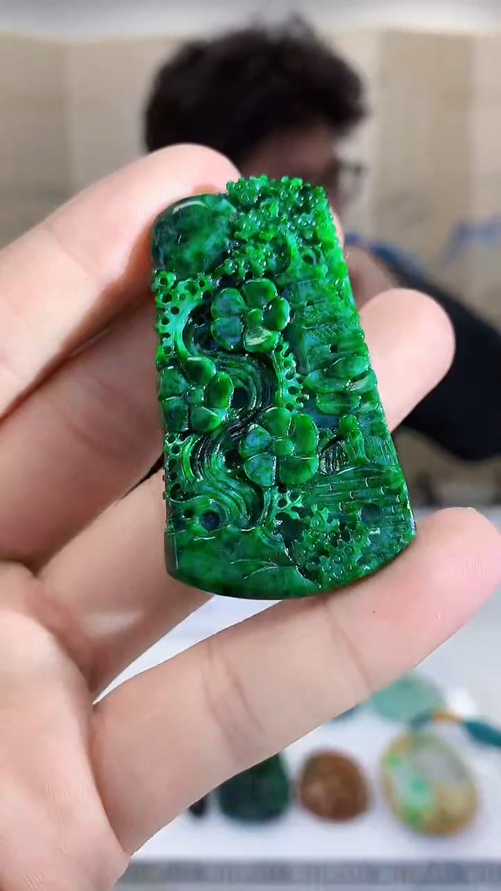 【闪购商品】定制翡翠未镶嵌4688bb-毛货挂件148