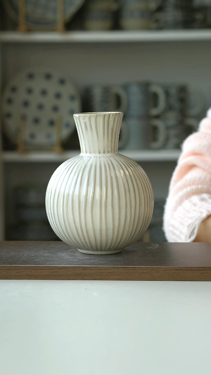 陶浮雕做旧巴洛克大肚花瓶小17cm@4-2@