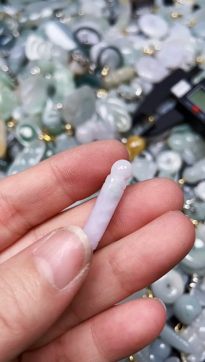 【闪购商品】翡翠颈饰未镶嵌闪购00007126