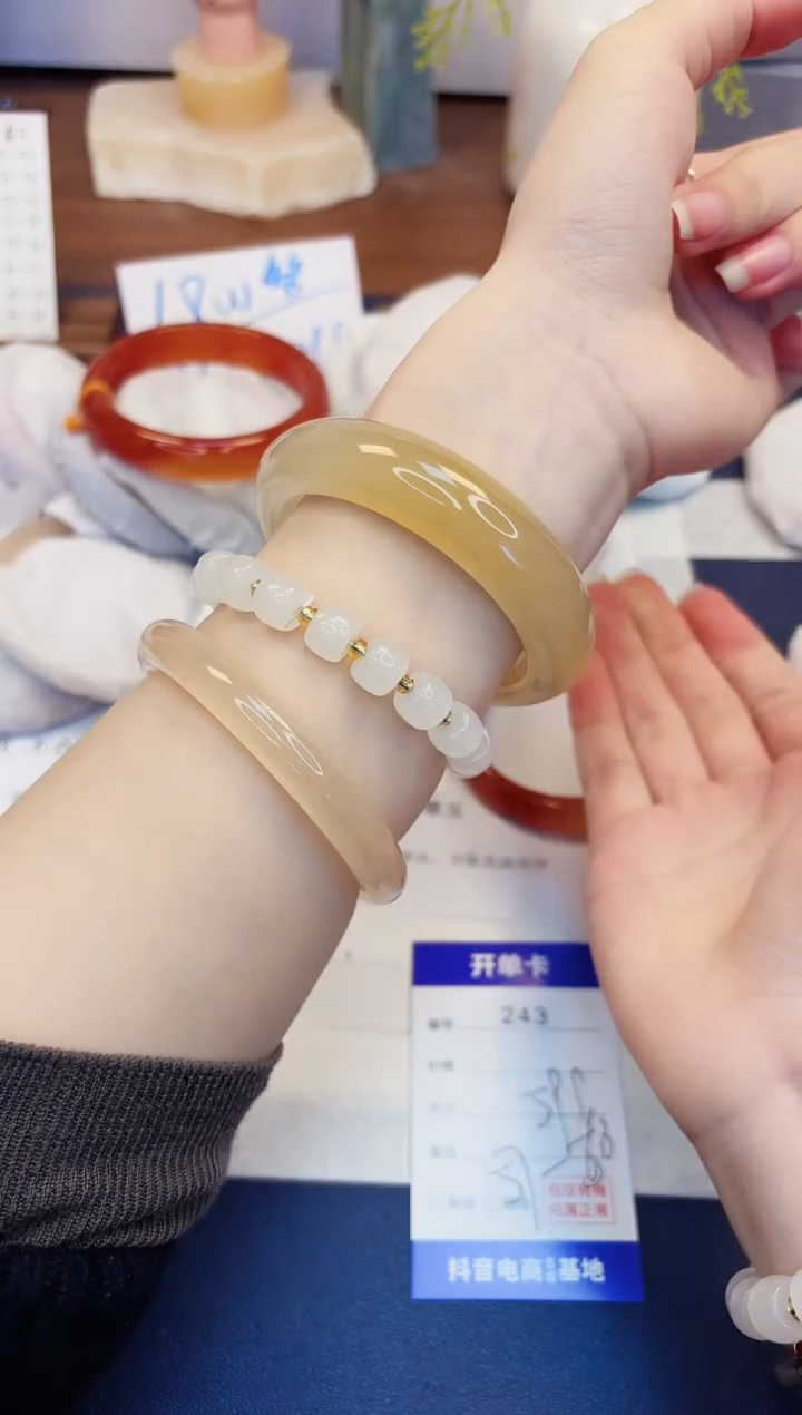 【闪购商品】石英质玉手镯未镶嵌243-财气镯-圈口60