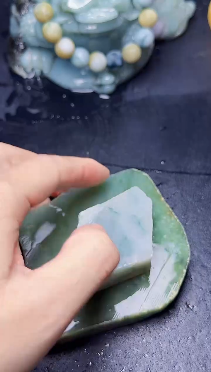 颈饰未镶嵌翡翠江**岸103