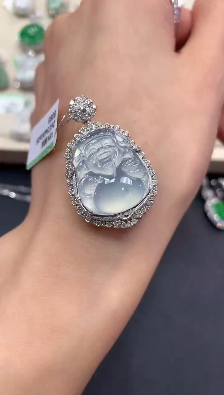 【闪购商品】翡翠吊坠(不含链)18K金镶嵌q152