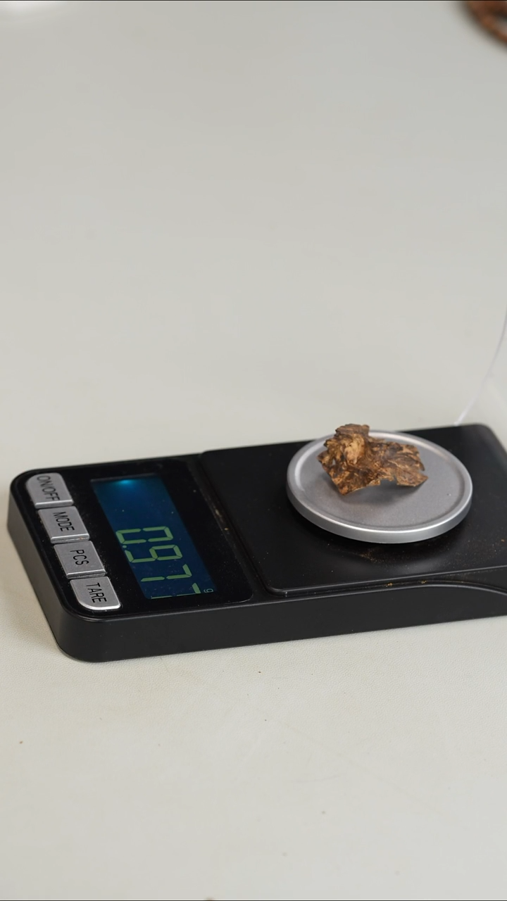 沉香沉香碎屑缅甸密支那料0.9g