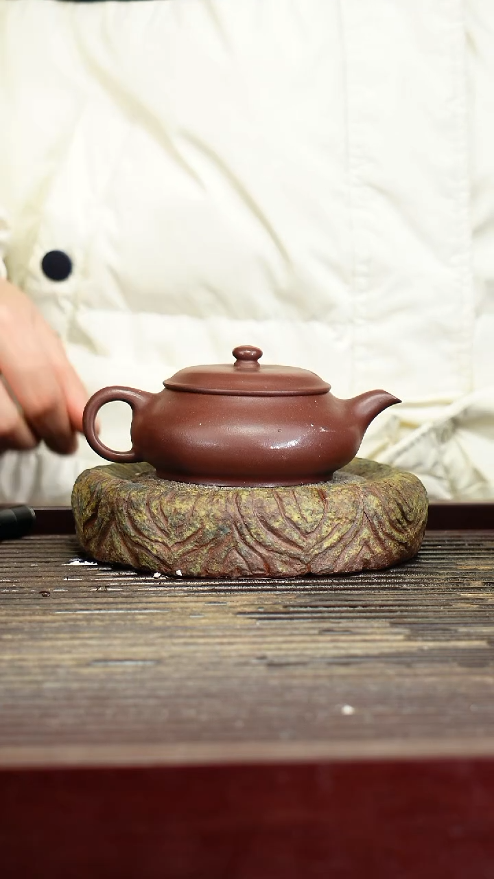 宜兴原矿紫砂壶茶壶宜兴原矿紫砂壶茶壶150C