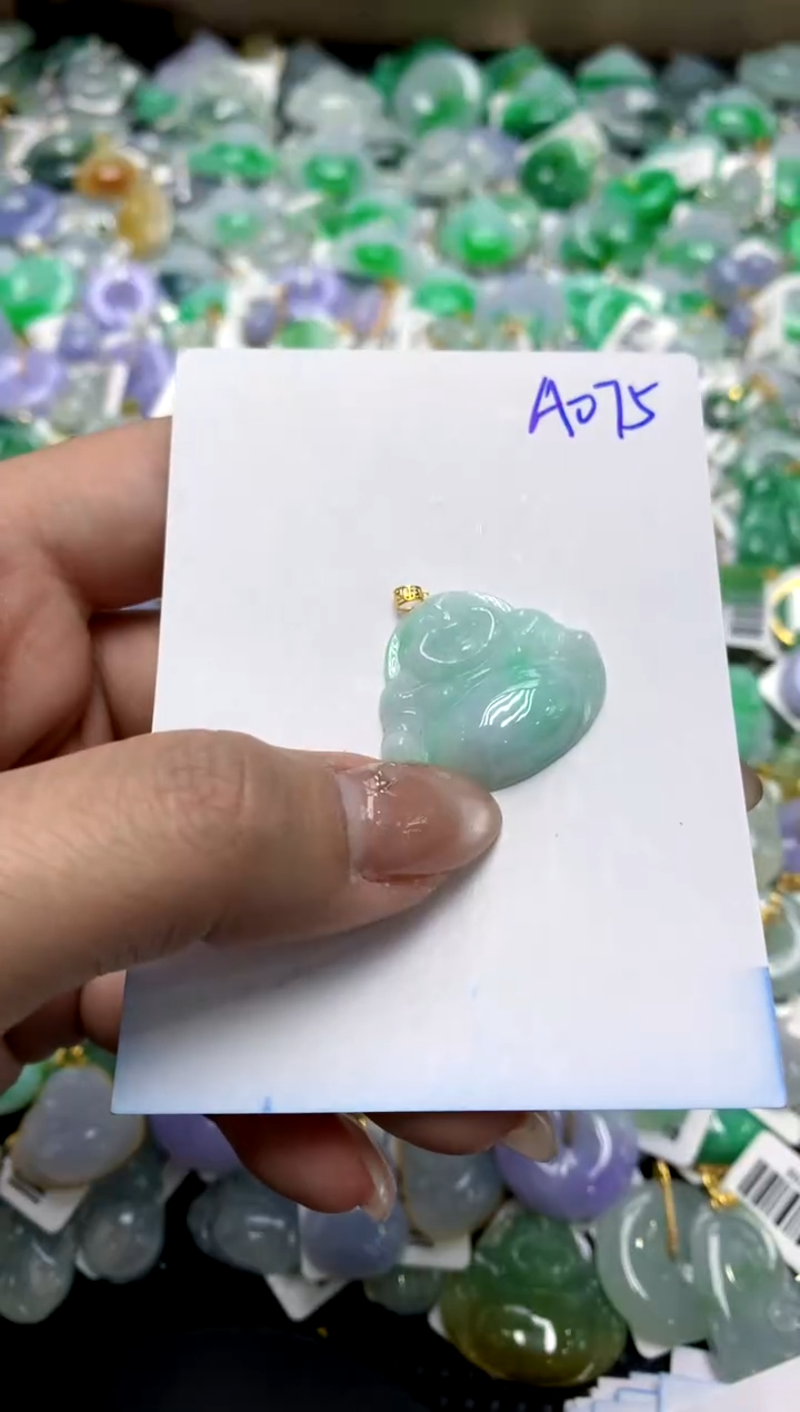 【闪购商品】翡翠颈饰18K金镶嵌11111111