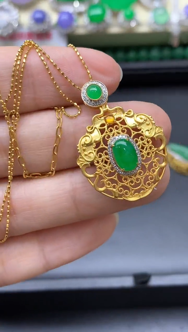 颈饰18K金镶嵌翡翠626-中国好珍宝