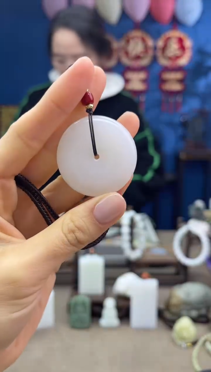 【闪购商品】和田玉颈饰未镶嵌1