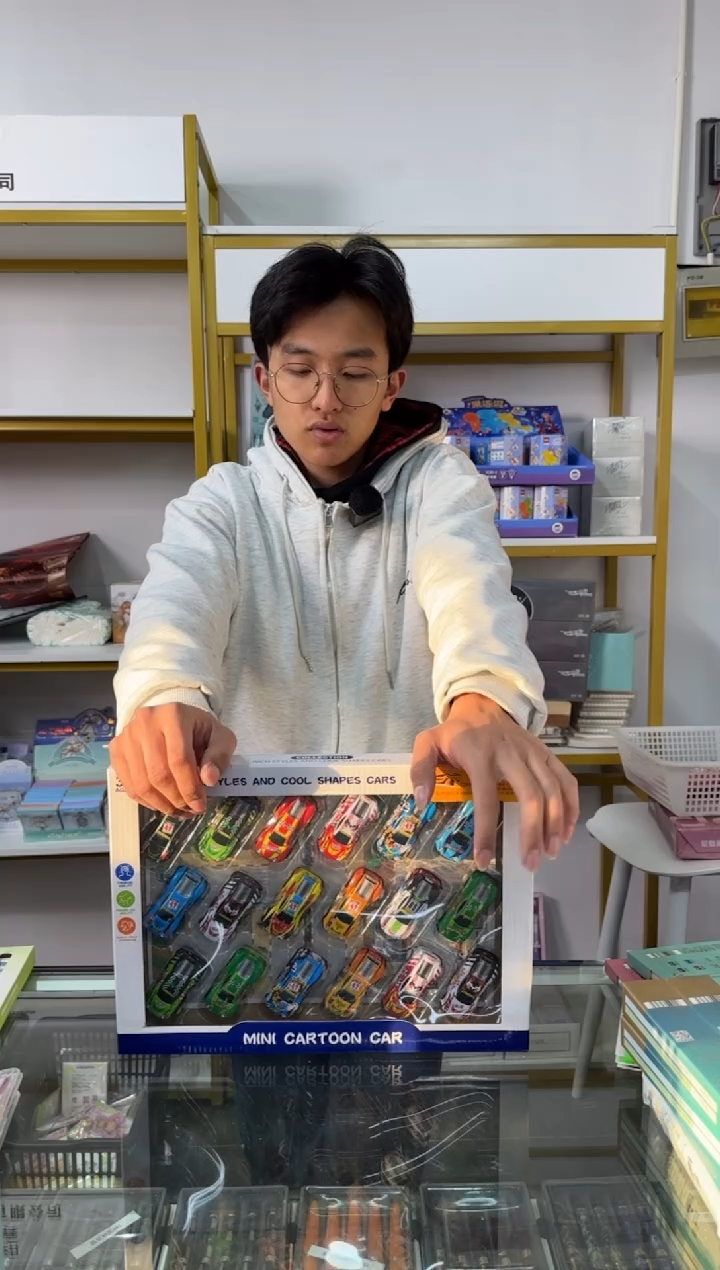 合金钢 玩具车 18辆*2 到手2盒 36个