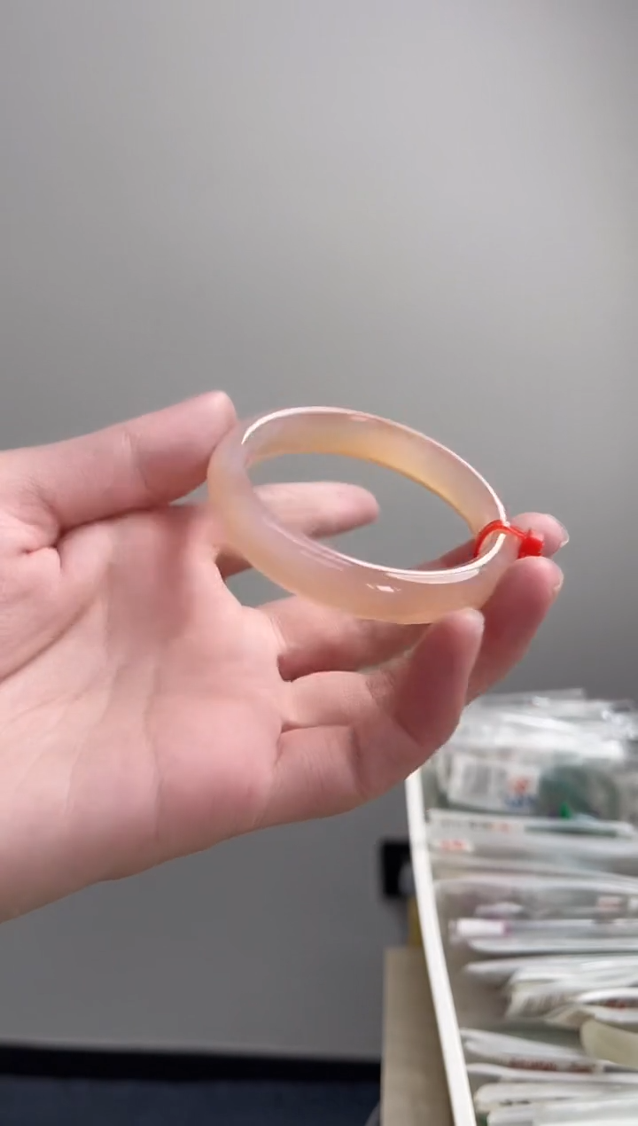 手镯玛瑙/玉髓未镶嵌56-54圈