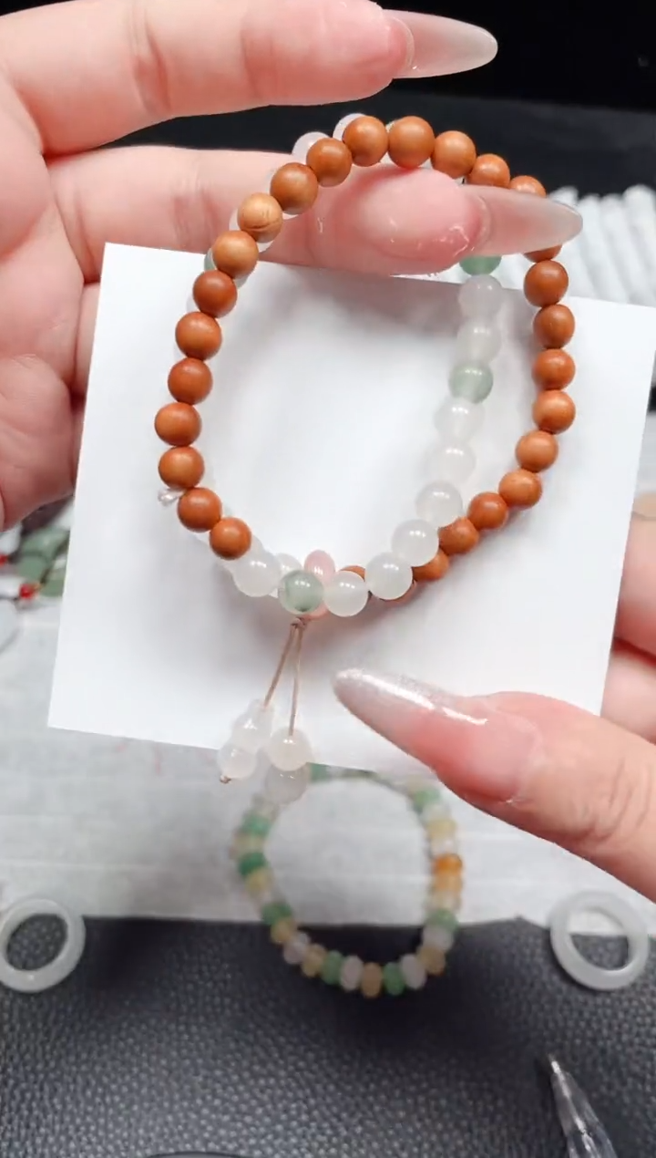 【闪购商品】石英质玉手镯未镶嵌天山多圈