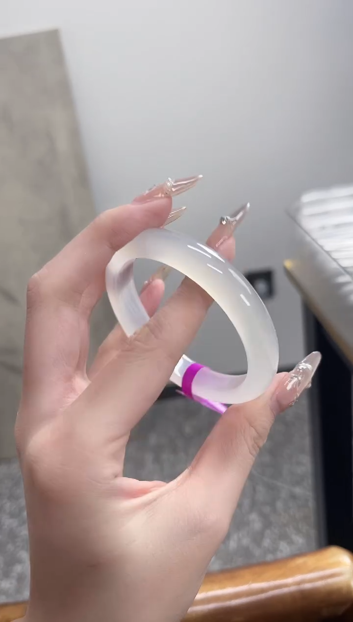 【闪购商品】玛瑙/玉髓手镯合金55-56圈需要包容 宽