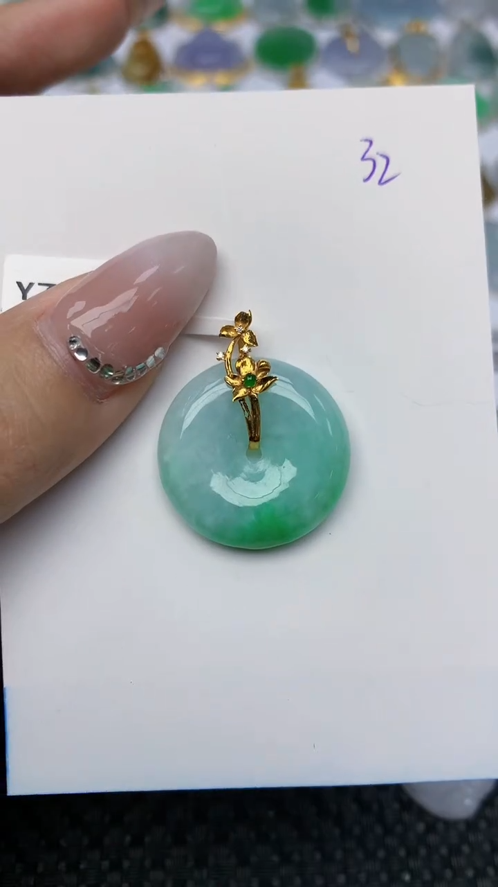 【闪购商品】翡翠颈饰18K金镶嵌 天然翡翠A货，