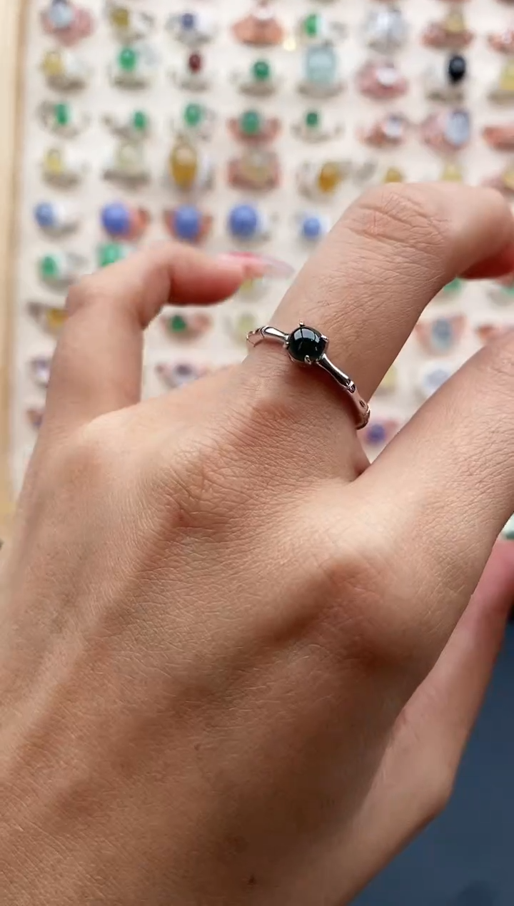 【闪购商品】翡翠戒指银S925镶嵌缅甸天然A货翡翠222 10+6