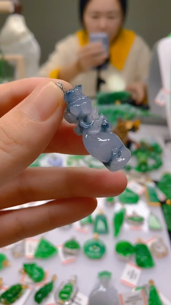 【闪购商品】翡翠18K金镶嵌颈饰新号开播，全场乱卖