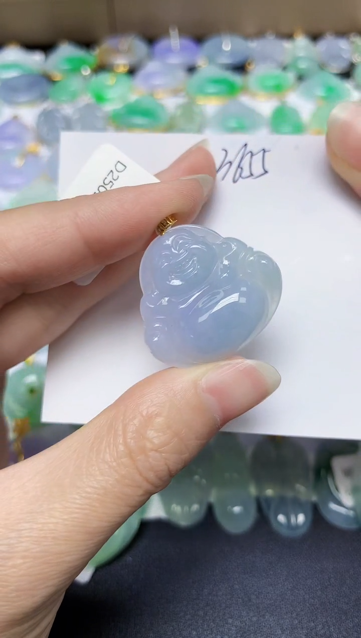 翡翠18K金镶嵌颈饰 天然缅甸翡翠A货