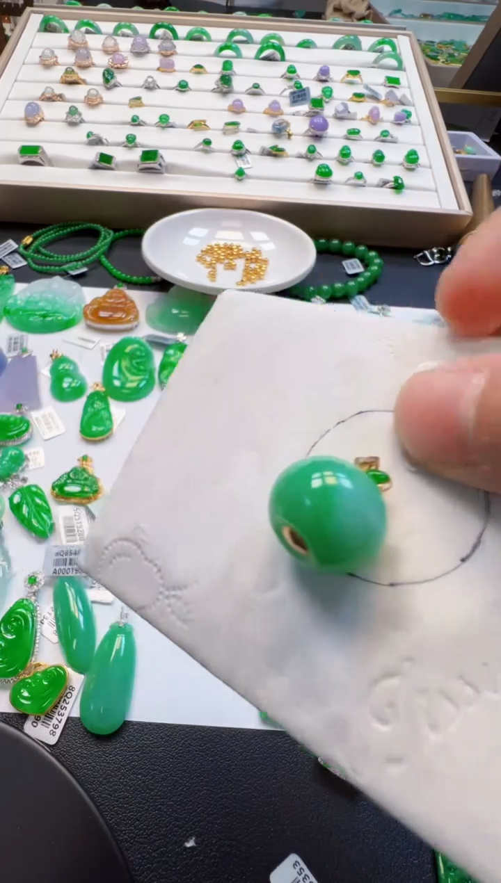 【闪购商品】定制翡翠18K金镶嵌1980元