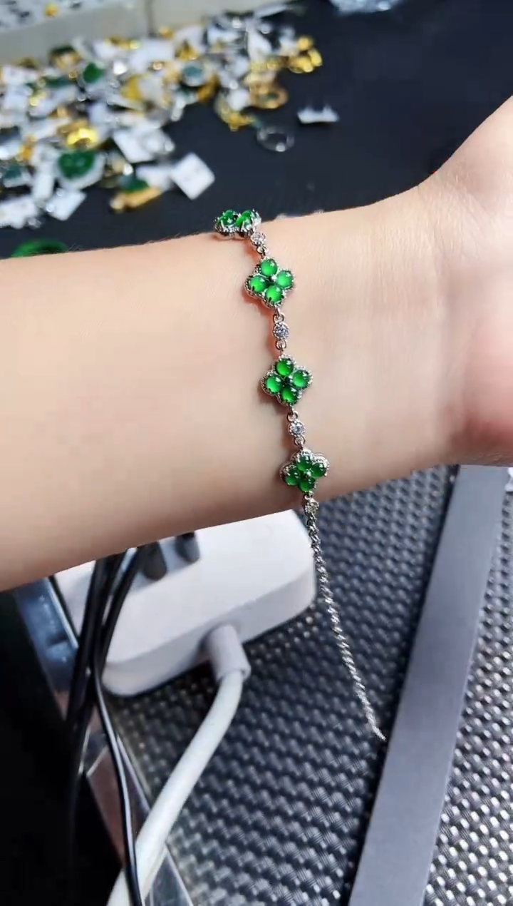 【闪购商品】翡翠手链未镶嵌11111111