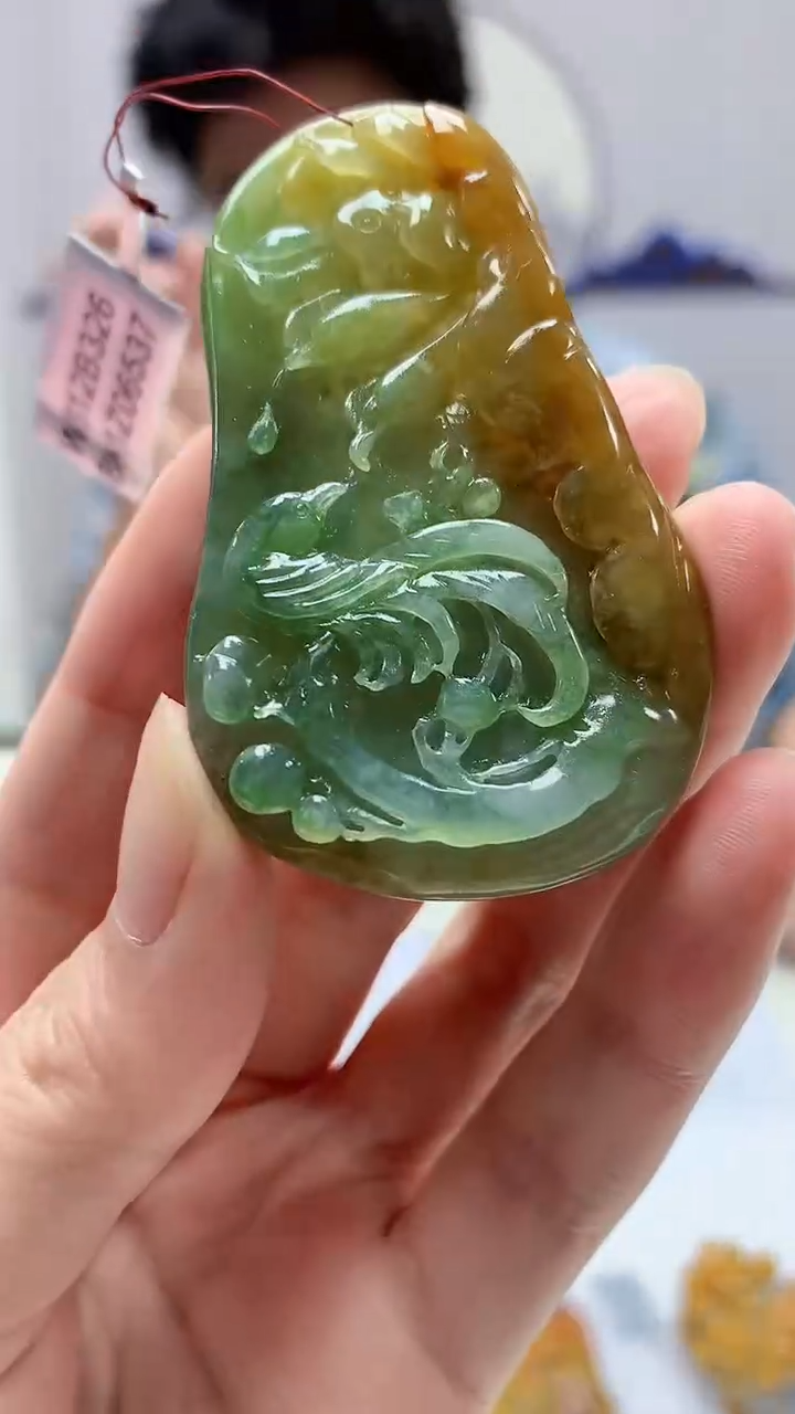 【闪购商品】定制翡翠未镶嵌4688zm-毛货挂件168喜上眉梢